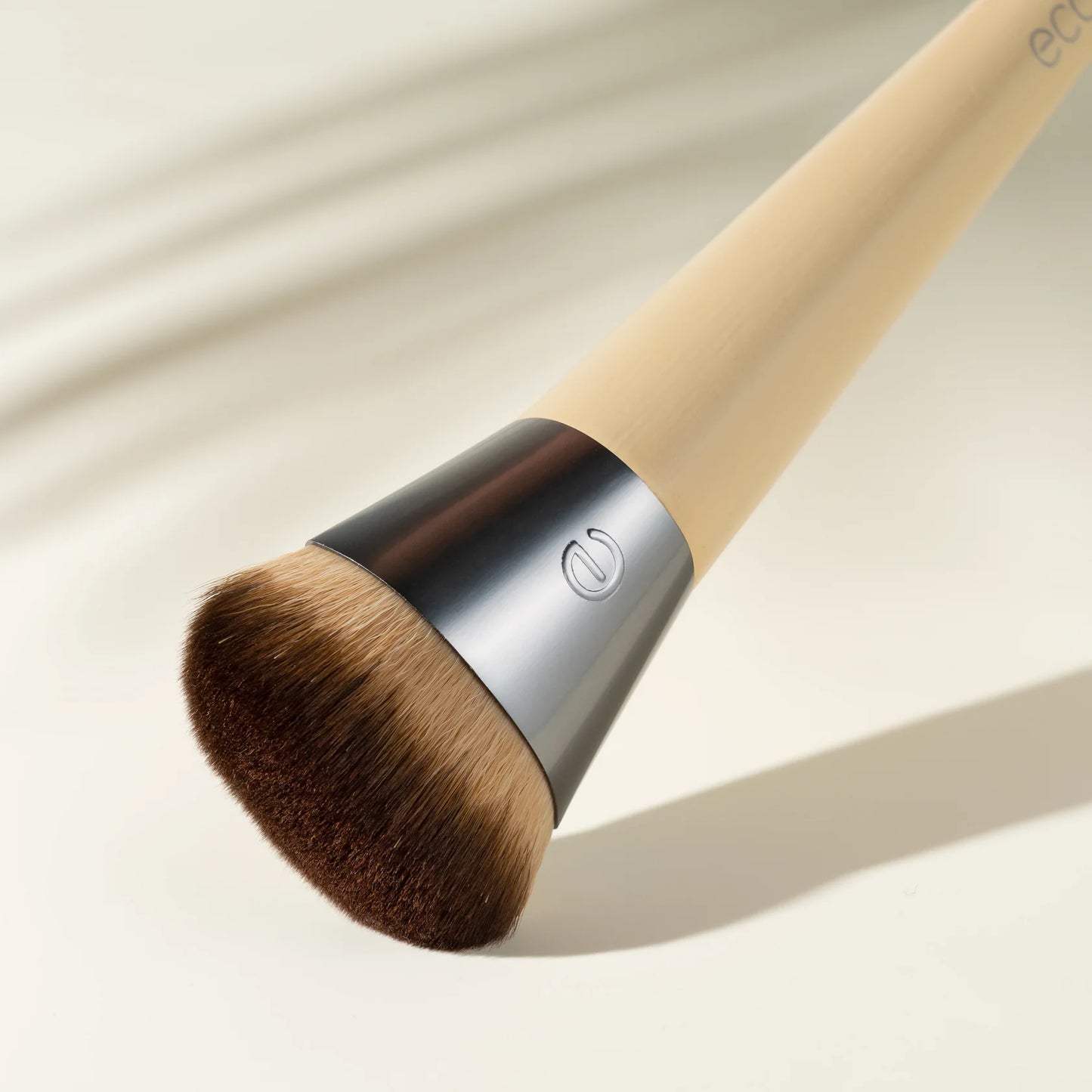 Ecotools - Brush Wonder Cover Complexion