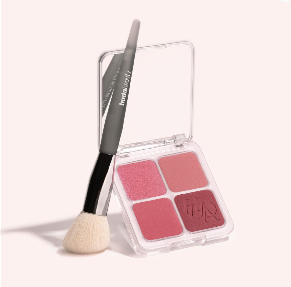 Huda Beauty - Diffusing Cheek Brush