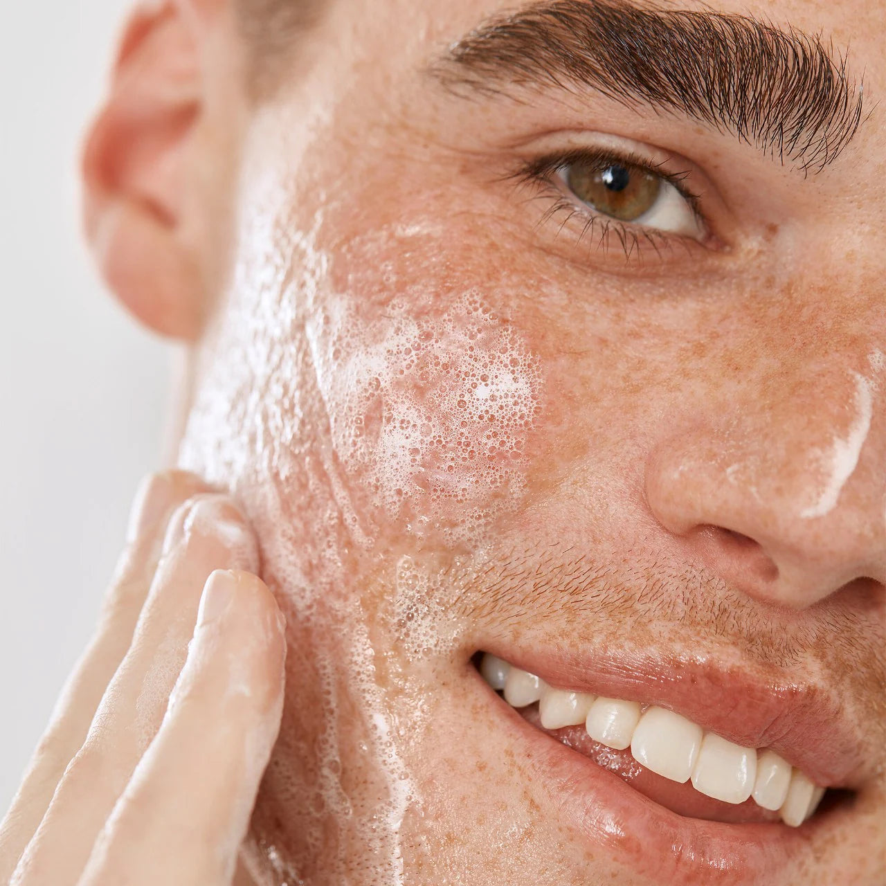 Peace Out - Creamy Gentle Exfoliating Pore Perfecting Cleanser with Salicylic Acid