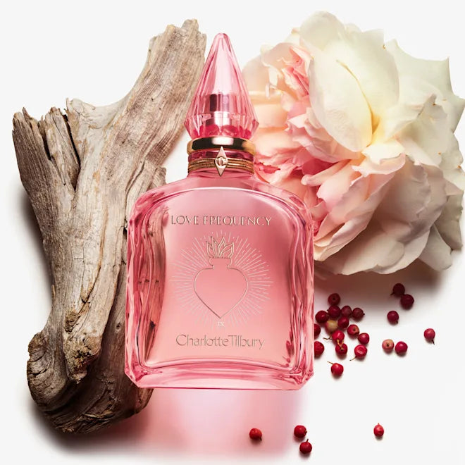 Charlotte Tilbury - The Gift Of Love Kit: Pink Lipstick And Perfume Gifts