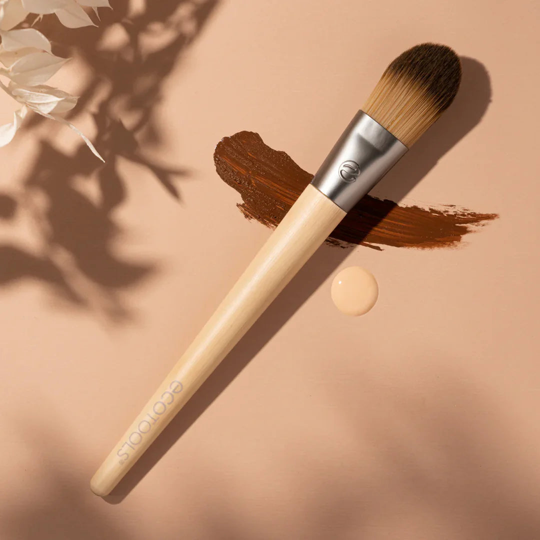 Ecotools - Classic Flat Foundation Brush