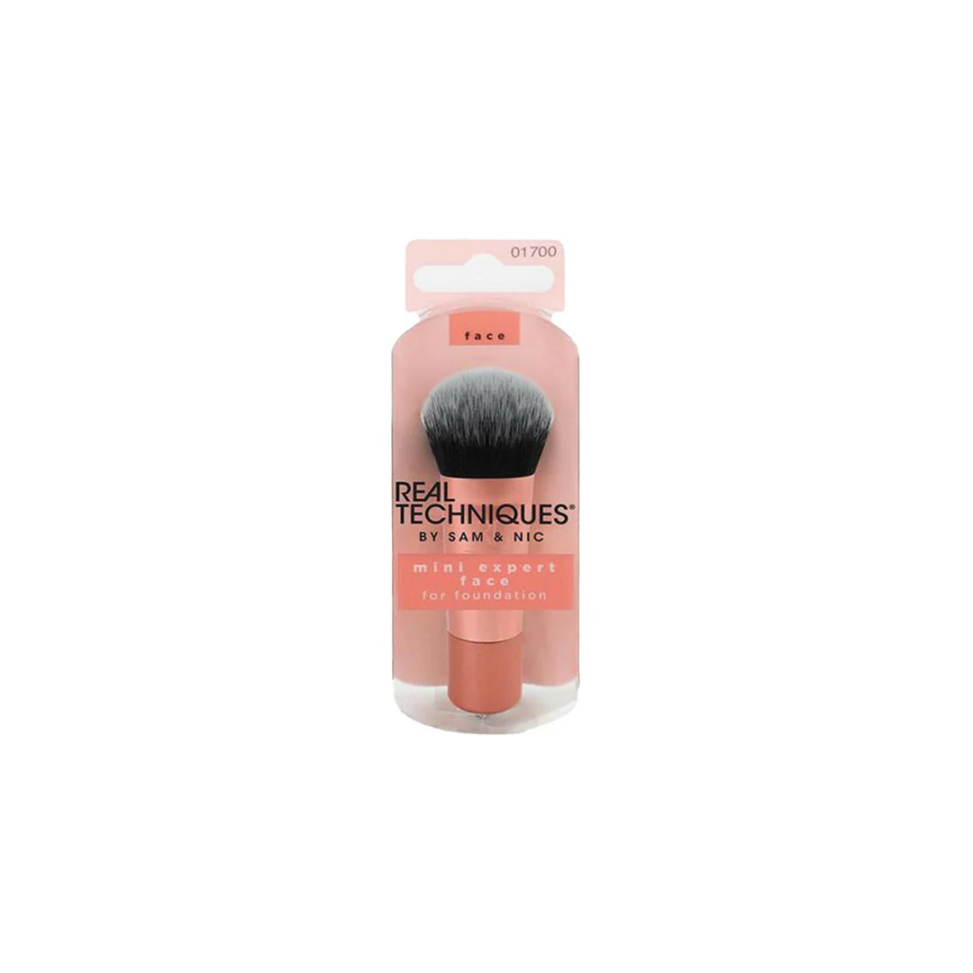 Real Techniques - Mini Expert Face Brush - Travel Size