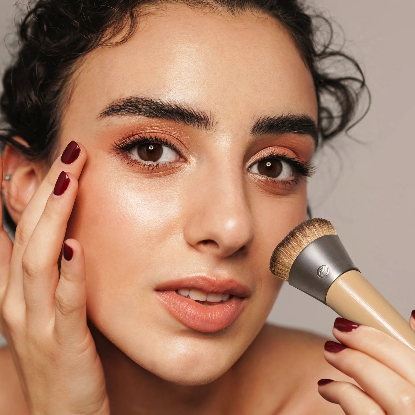 Ecotools - Brush Wonder Cover Complexion
