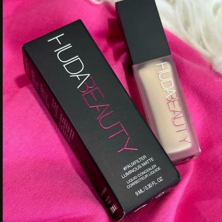 Huda Beauty - #FauxFilter Luminous Matte Buildable Coverage Crease Proof Concealer | 9 mL
