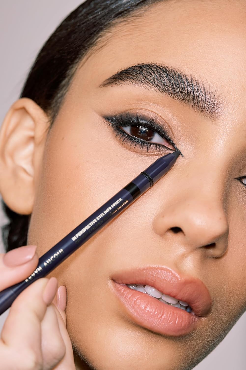 Kevyn Aucoin - In Perspective Eyeliner Pencil | 0.5g | Black