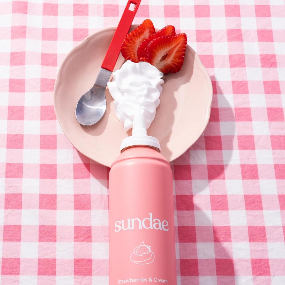 SUNDAE - WHIPPED SHOWER FOAM STRAWBERRIES & CREAM | 265 ML