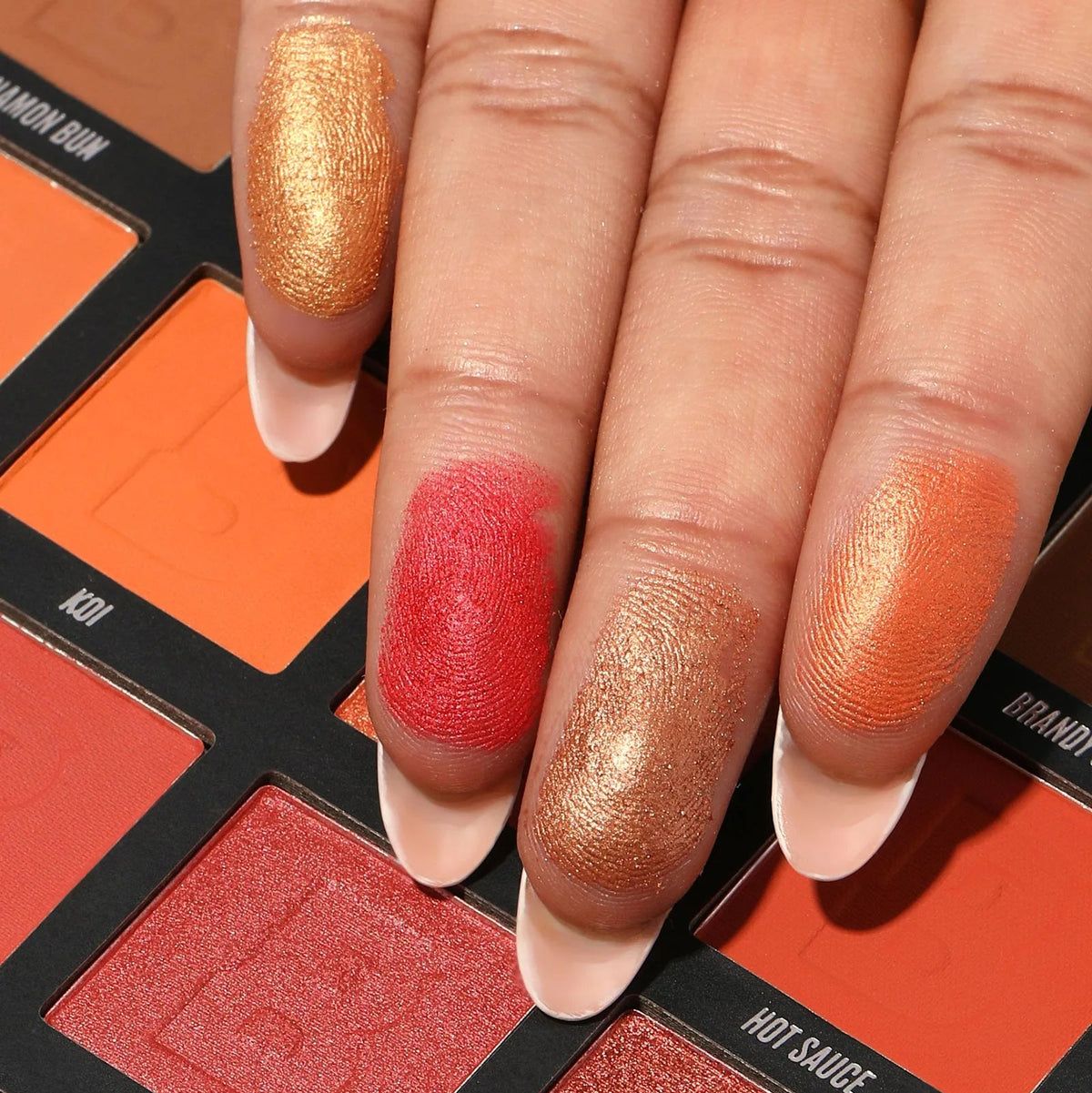 Beauty Bay - Fiery 42 Colour Eyeshadow Palette