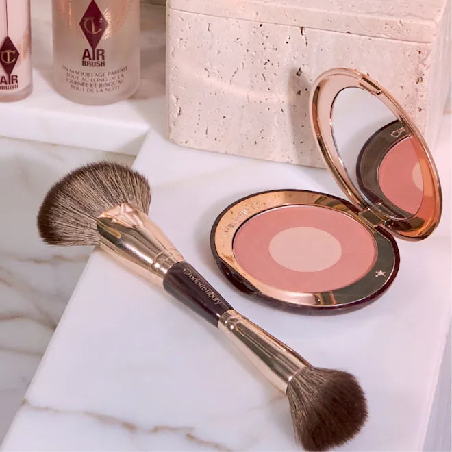 Charlotte Tilbury - AIRBRUSH FLAWLESS EASY SOFT BLUR BRONZER + BLUSHER BRUSH | ROSE GOLD & NIGHT CRIMSON