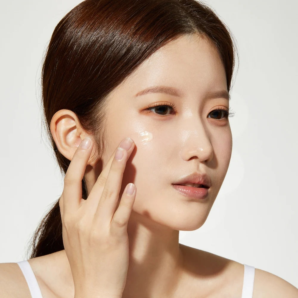 MEDICUBE - Deep Lifting Peptide Eye Cream