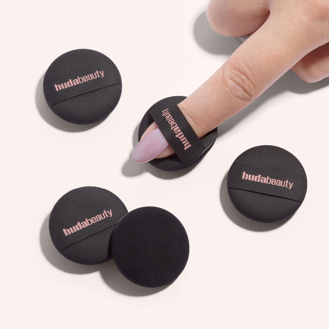 HUDA BEAUTY - Mini Easy Bake Sponge Set