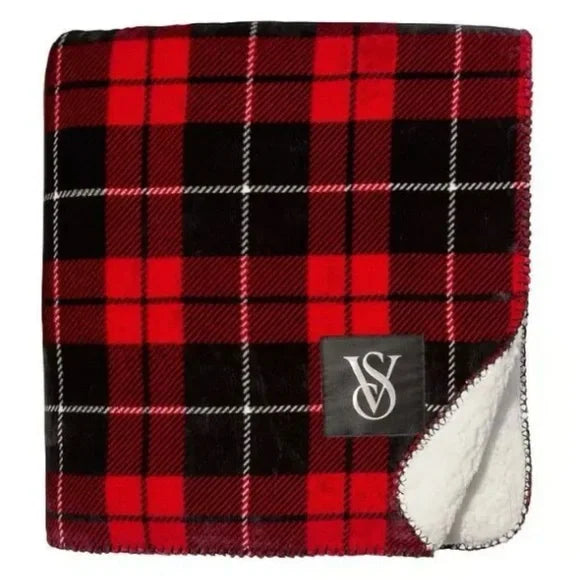 Victoria's Secret - Tartan Red Plaid Cozy Plush Blanket 127X152 CM