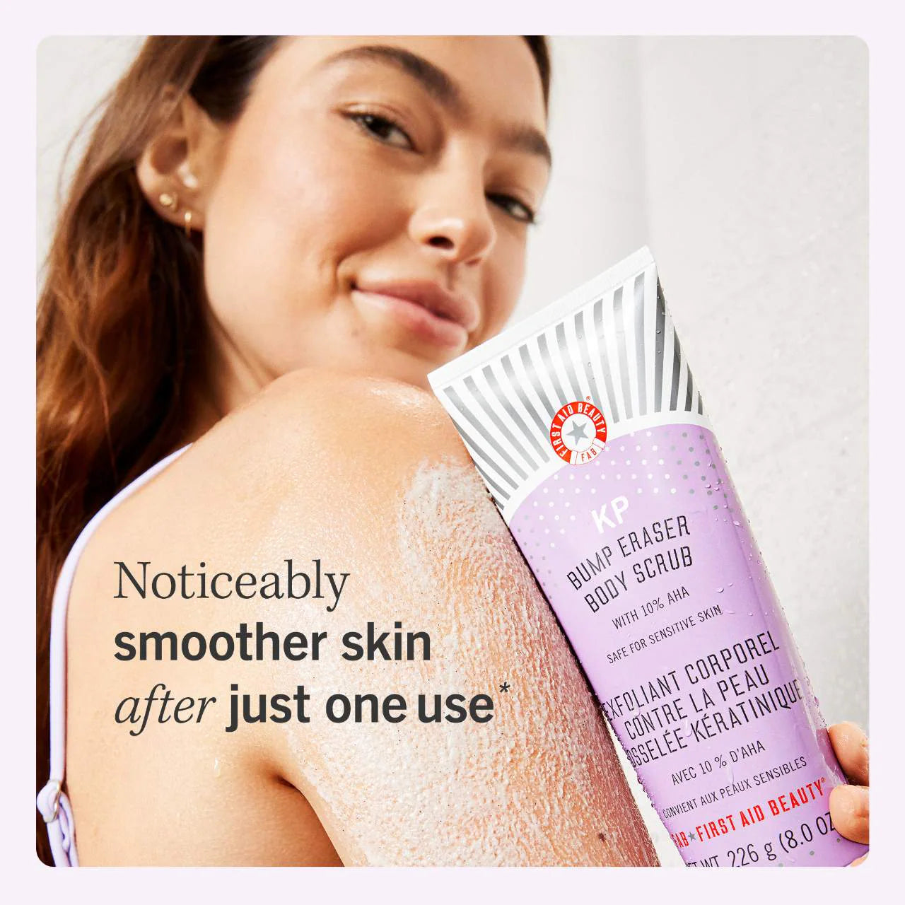 First Aid Beauty - KP BUMP ERASER BODY SCRUB 10% AHA | 226 g | Strawberry