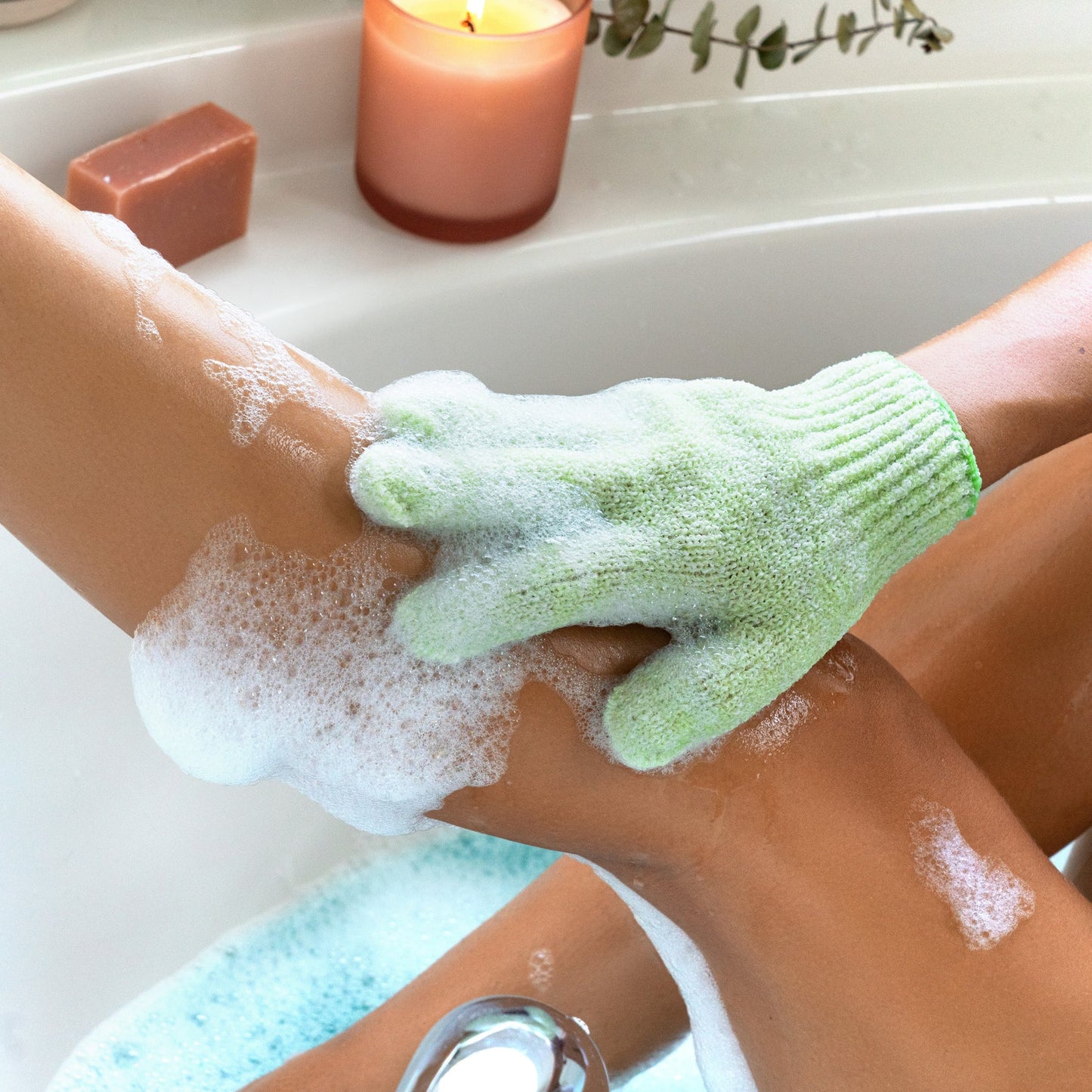 Ecotools - Exfoliating Bath & Shower Gloves, Green