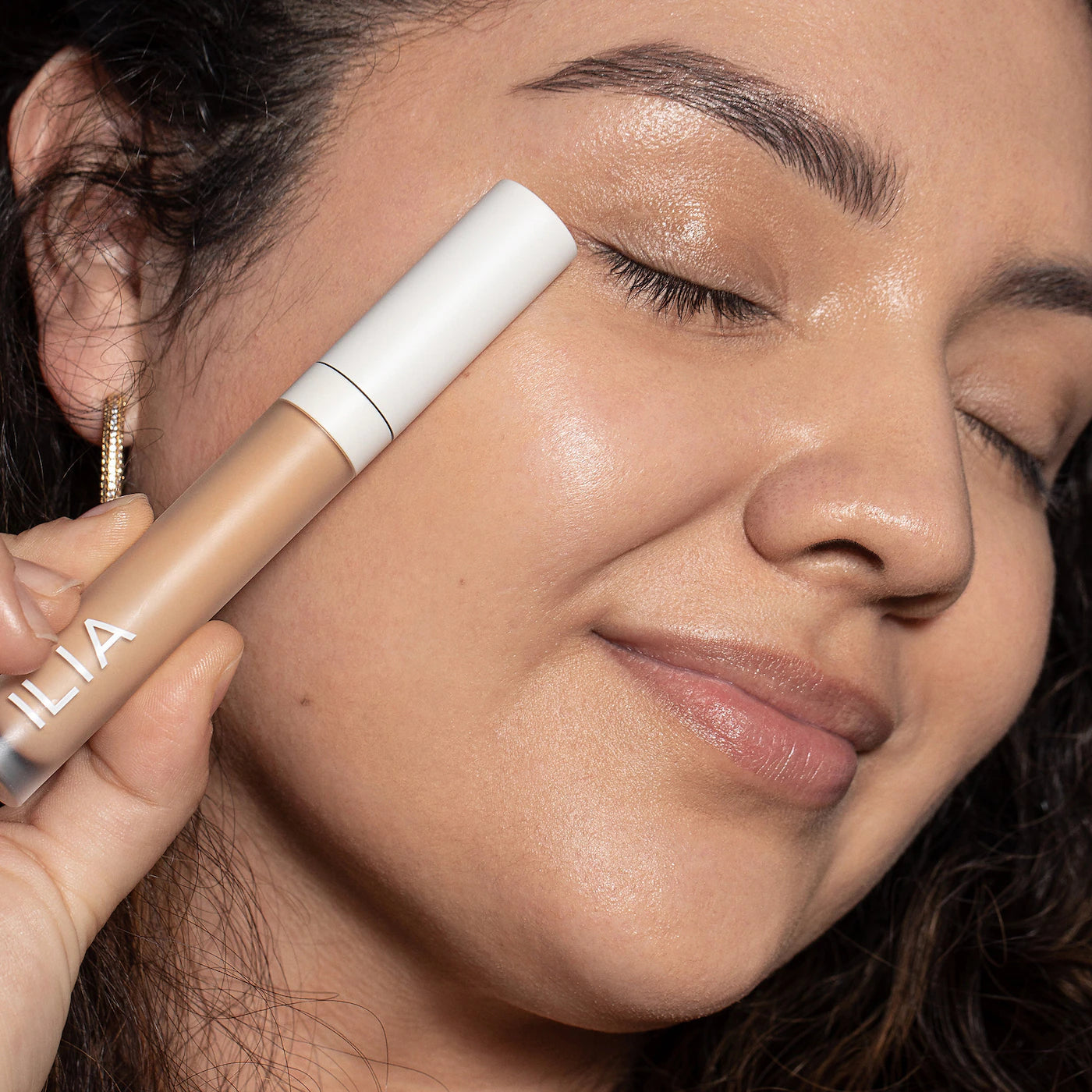 ILIA - True Skin Serum Concealer with Vitamin C