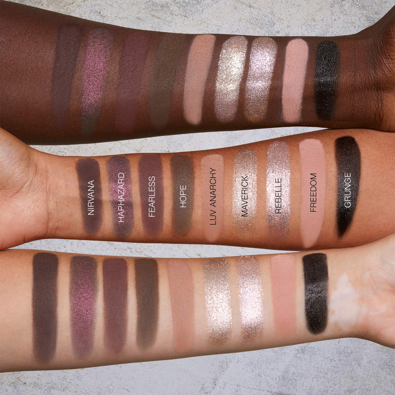 HUDA BEAUTY - Pretty Grunge Eyeshadow Palette