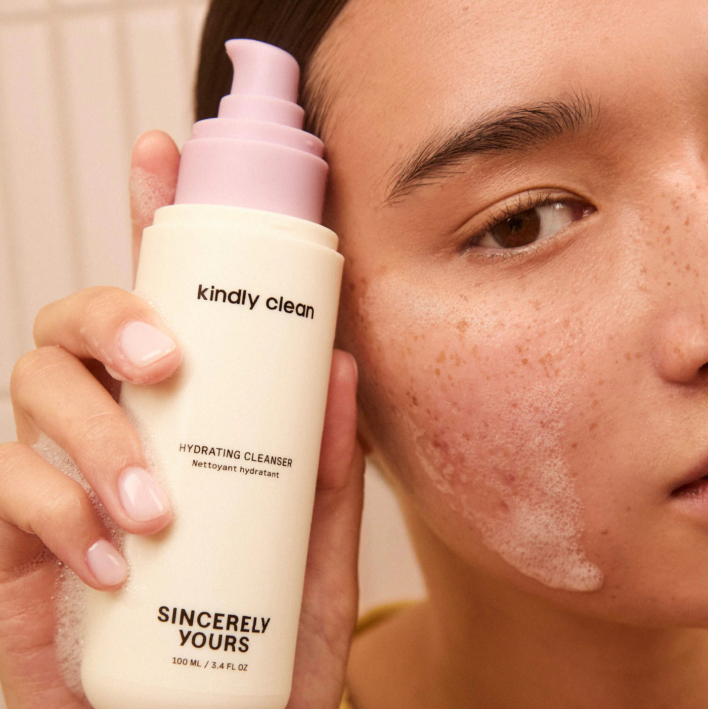 Sincerely Yours - Kindly Clean Hydrating and Soothing Foaming Gel Cleanser | 100 mL