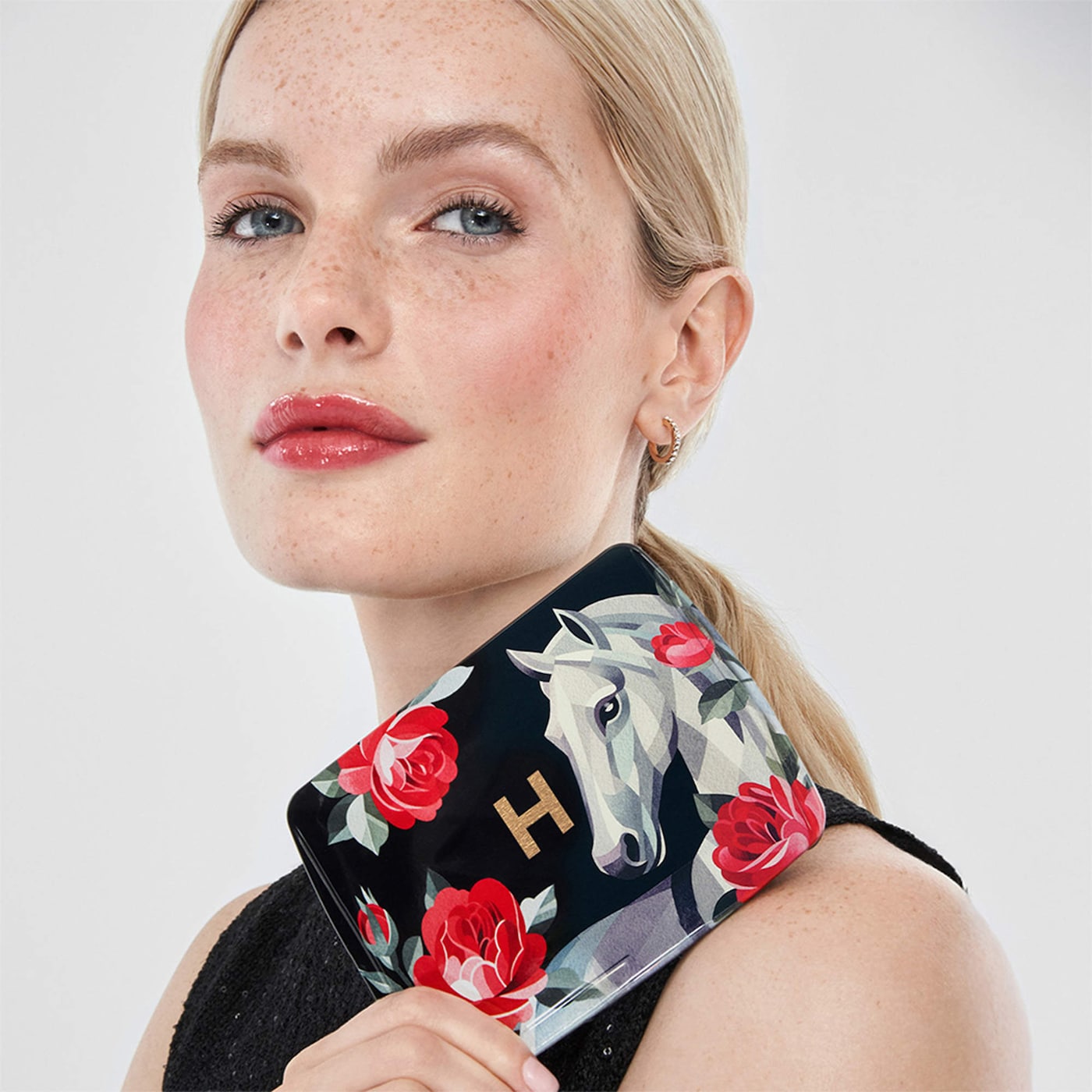 Hourglass - Ambient Lighting Edit - horse