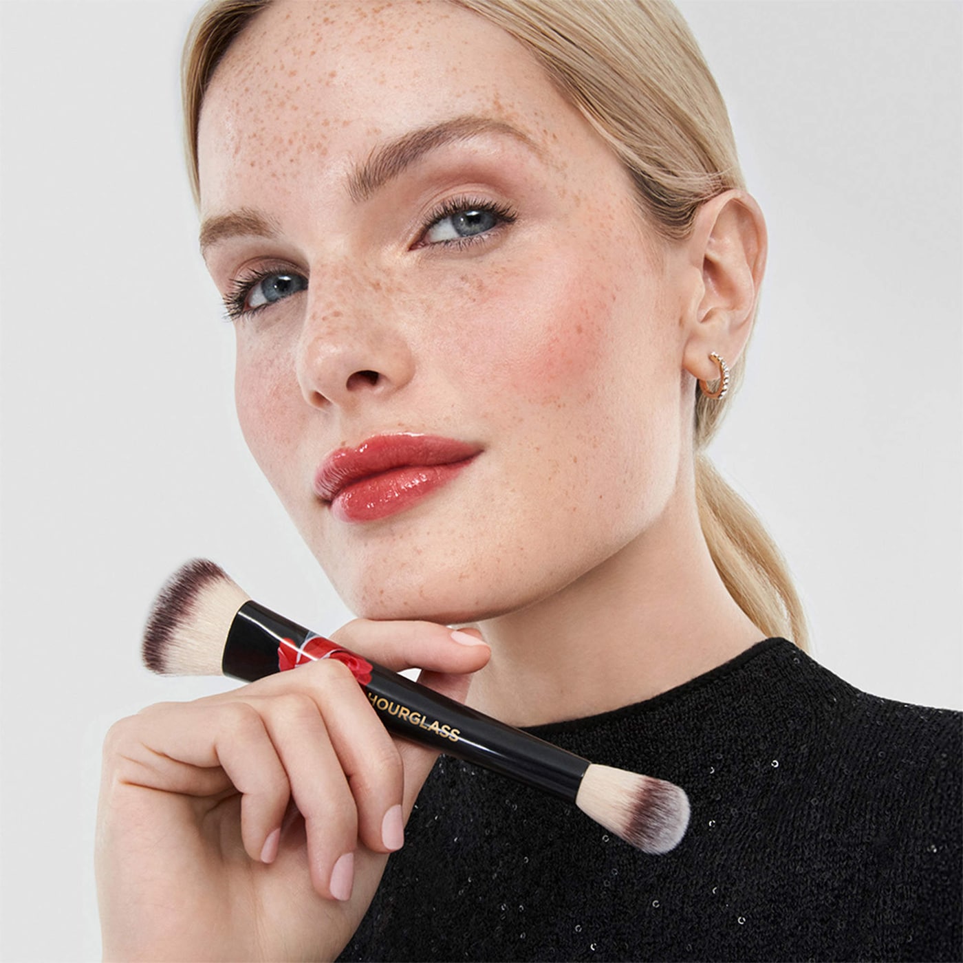 HOURGLASS - AMBEINT LIGHTING EDIT BRUSH II | FOX (DARK BLUE)