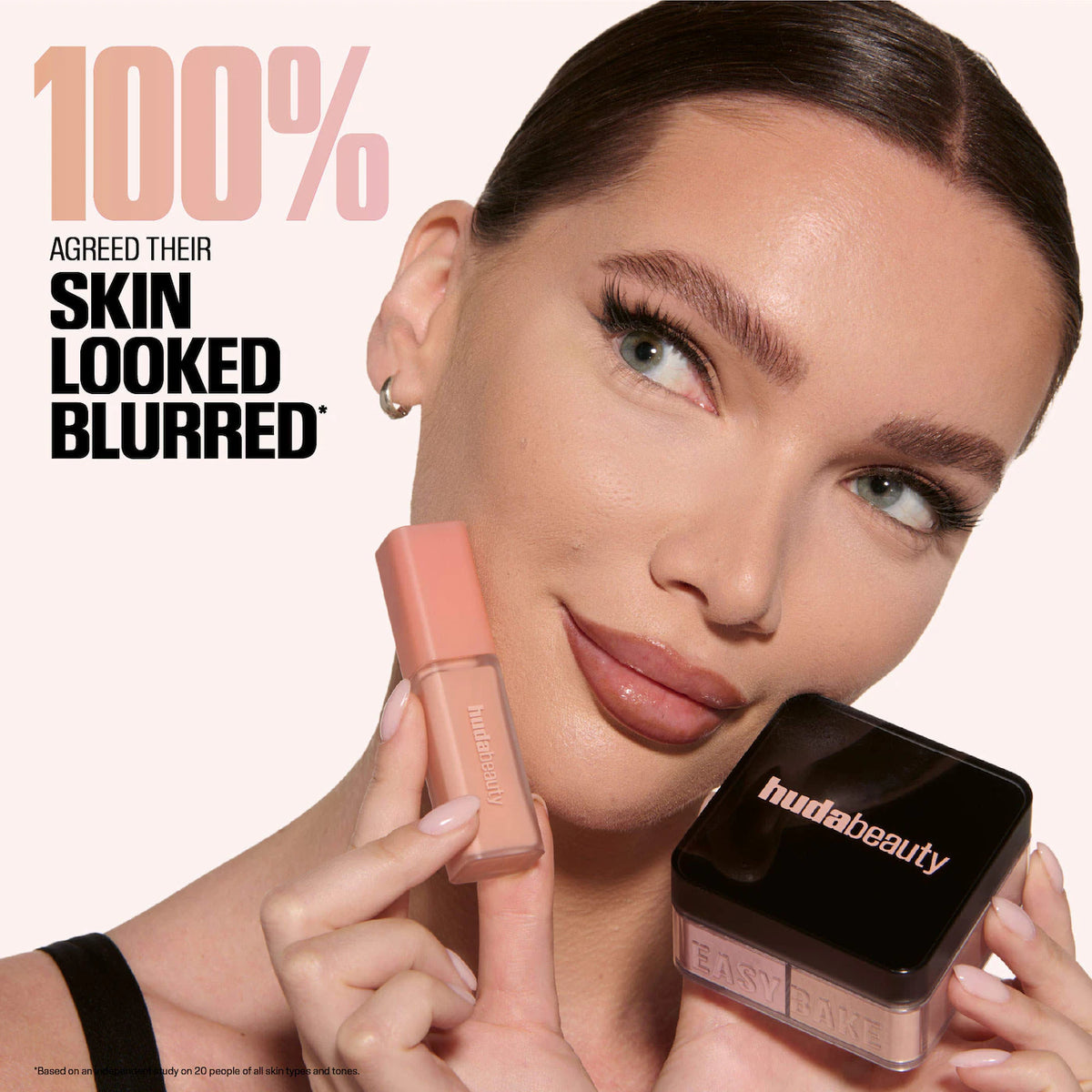 Huda Beauty - Easy Bake Loose Powder Brightening + Correcting Duo Huda Beauty - Easy Bake Loose Powder Brightening + Correcting Duo