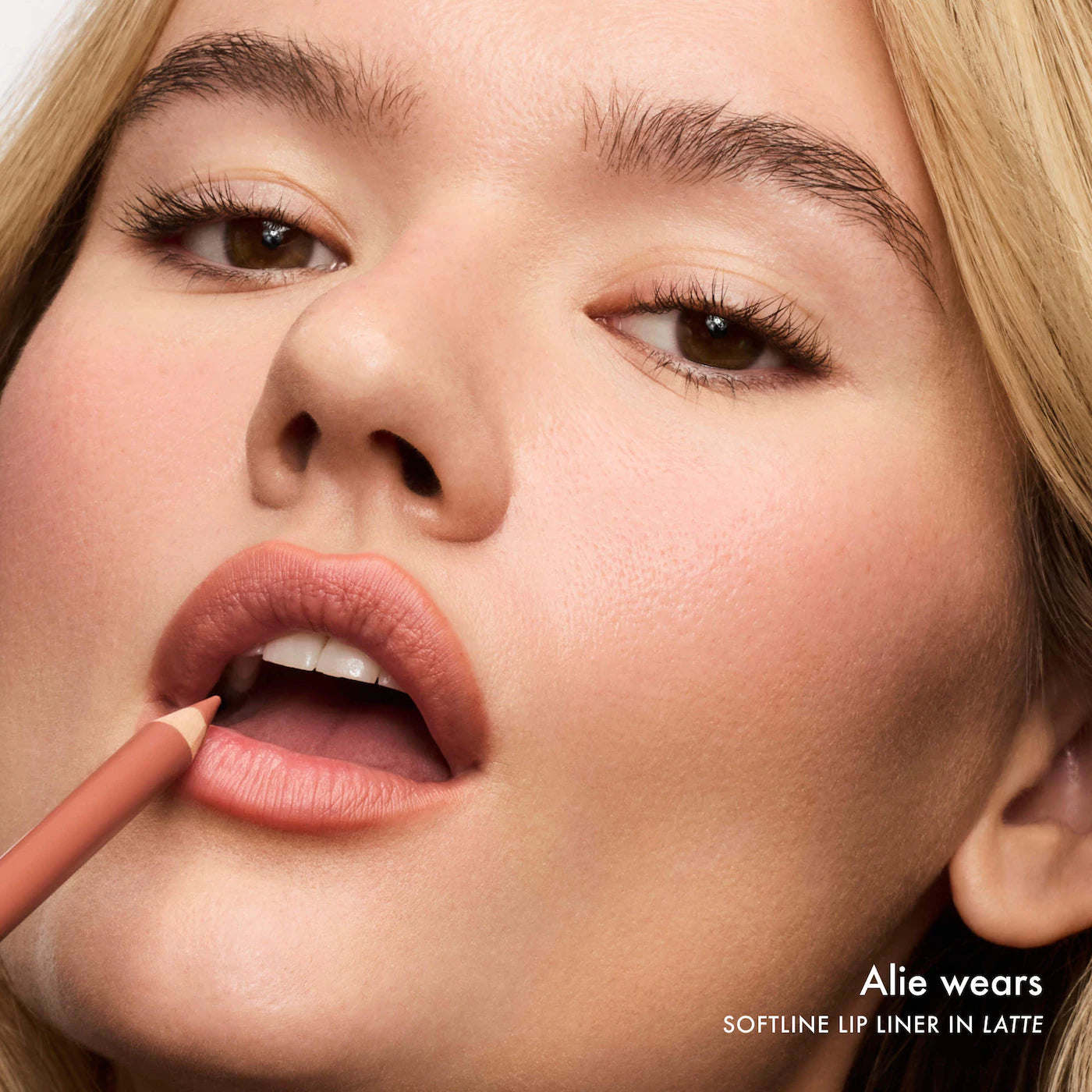 Summer Fridays - SoftLine Lip Liner Long-Lasting Lip Pencil