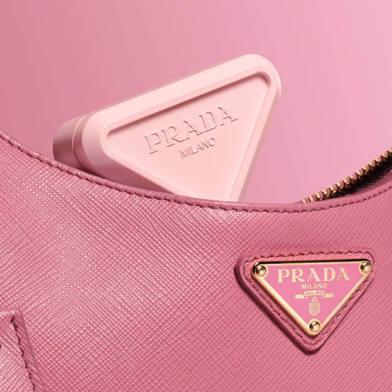 Prada - Touch Cream-To-Powder Soft Blur Longwear Blush