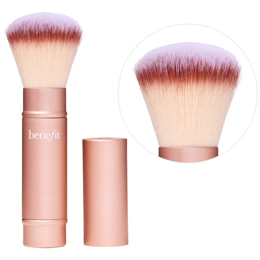 Benefit - Multitasking Cheek Brush for Powder Blush, Bronzer & Highlighter